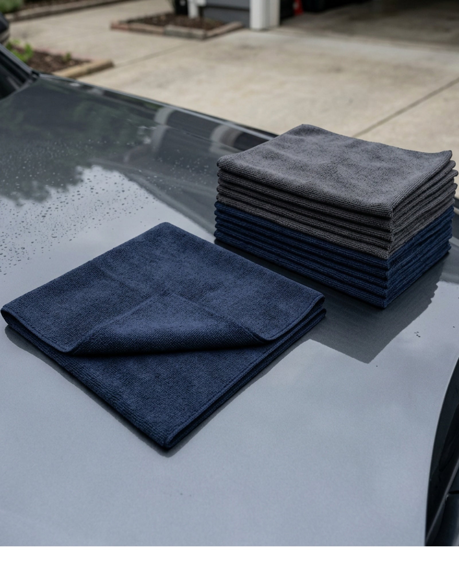 Edgeless Microfiber Detailing Cloths 12 Pack 16 x 16 in 300 GSM - Lifestyle view